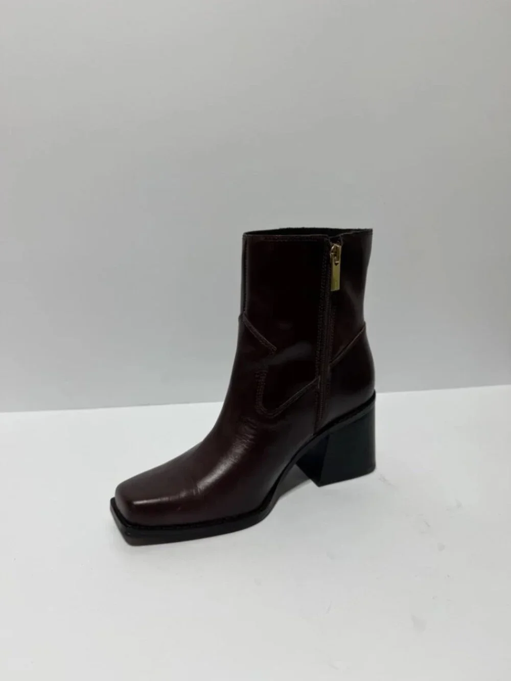 Vince Camuto Womens Sybren Ankle Boots Size 6.5M